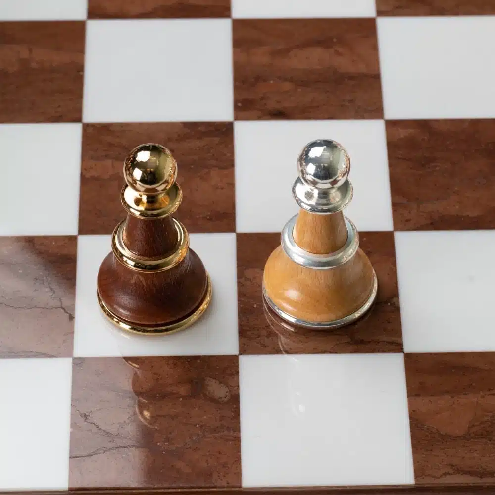 Staunton XL III Chess Set with Wooden Pedestal Chess Board, Tuscan Alabaster Top & Storage Drawer, and Wood and Gold & Silver-Plated Brass Chess Pieces - Image 11