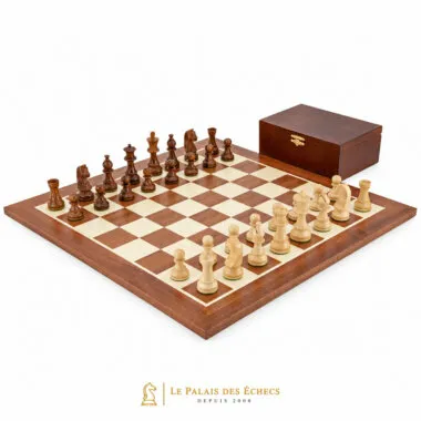 Grand Championship complete set with chess board, pieces and storage box