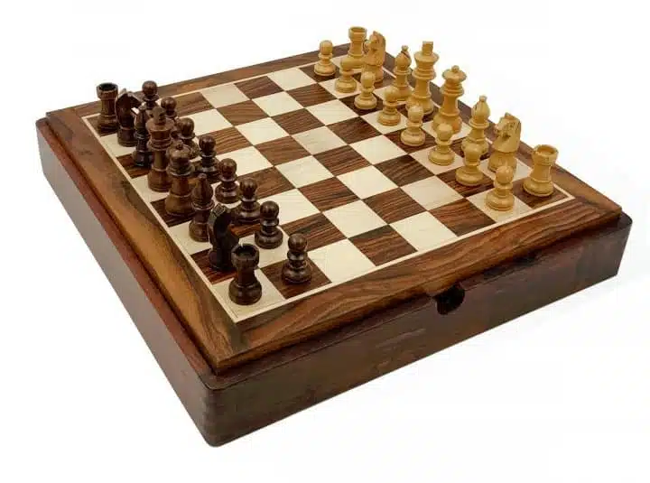 Magnetic Travel Chess Set with Wooden Storage Compartment,, Draughts and Backgammon - Image 2
