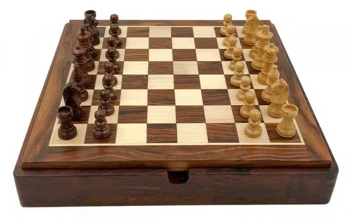 Magnetic Travel Chess Set with Wooden Storage Compartment,, Draughts and Backgammon - Image 3