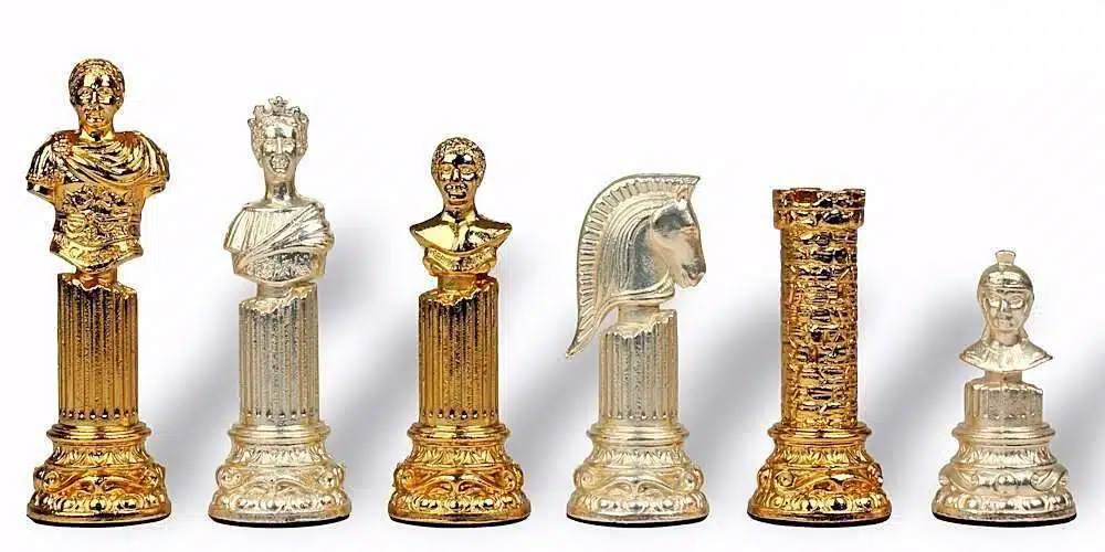 Jeu d'Echecs en Métal Plaqué Or et Argent "Colonne Romaine"