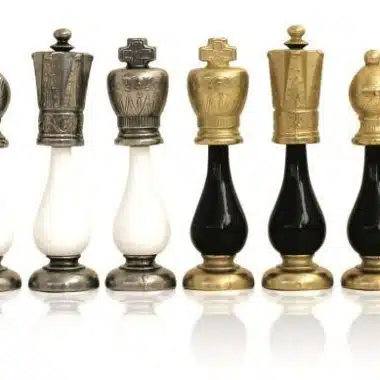 Black and White Chess Set in Metal and Wood