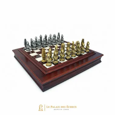 Complete Moncada set with solid wood chess board and silver and gold metal pieces