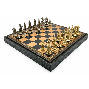Mary Stuart VIII set, chess board and gold and silver metal pieces