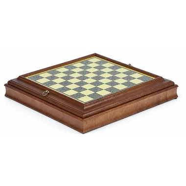 Wood and brass-effect chess board, view of the closed box