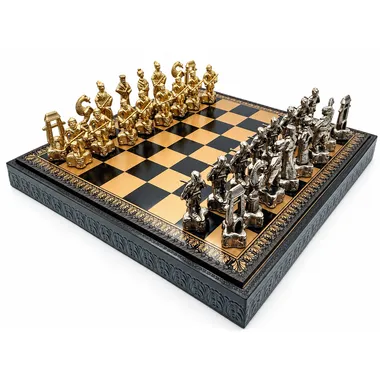 Complete Samourai II chess set with gold and black board and metal pieces