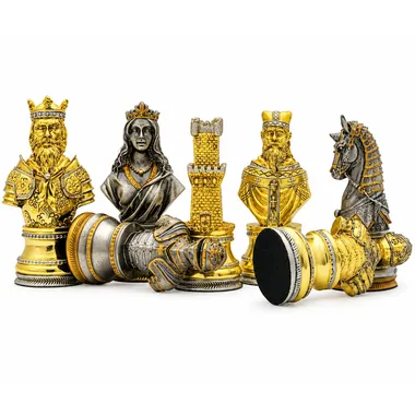 Pieces with medieval busts, king, queen, rook and knight gold and silver plated