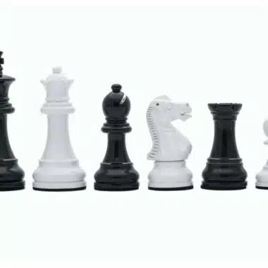 "Classic Staunton" Chess Set in Black and White Lacquered Wood
