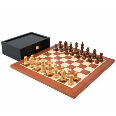 Complete Novice chess set with mahogany board, acacia pieces and wenge box