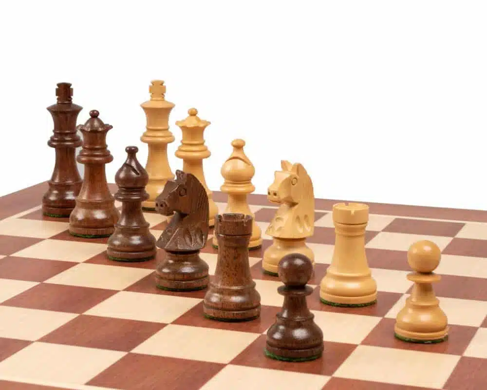 Novice Chess Set – Mahogany Wood Chess Board, Acacia & Boxwood Chess Set & Wenge Storage Box - Image 3