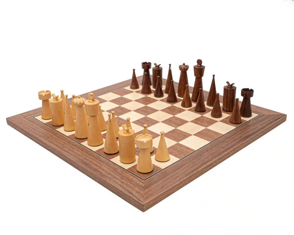 Art Deco II Set – Maple and Walnut Wood Chess Board and Golden Rosewood Chess Set