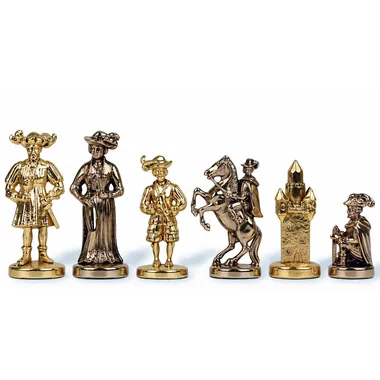 Lanzichenecchi metal chess set, detailed gold and silver pieces