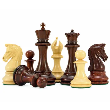 Eminence chess set: close-up of the king, queen and pawns