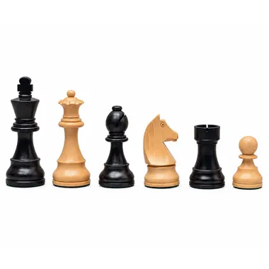 Boxwood and ebonised boxwood chess set, pieces lined up facing forward