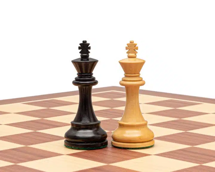 Jeu d'Échecs Anglais en Bois de Buis et Bois de Buis ébonisé