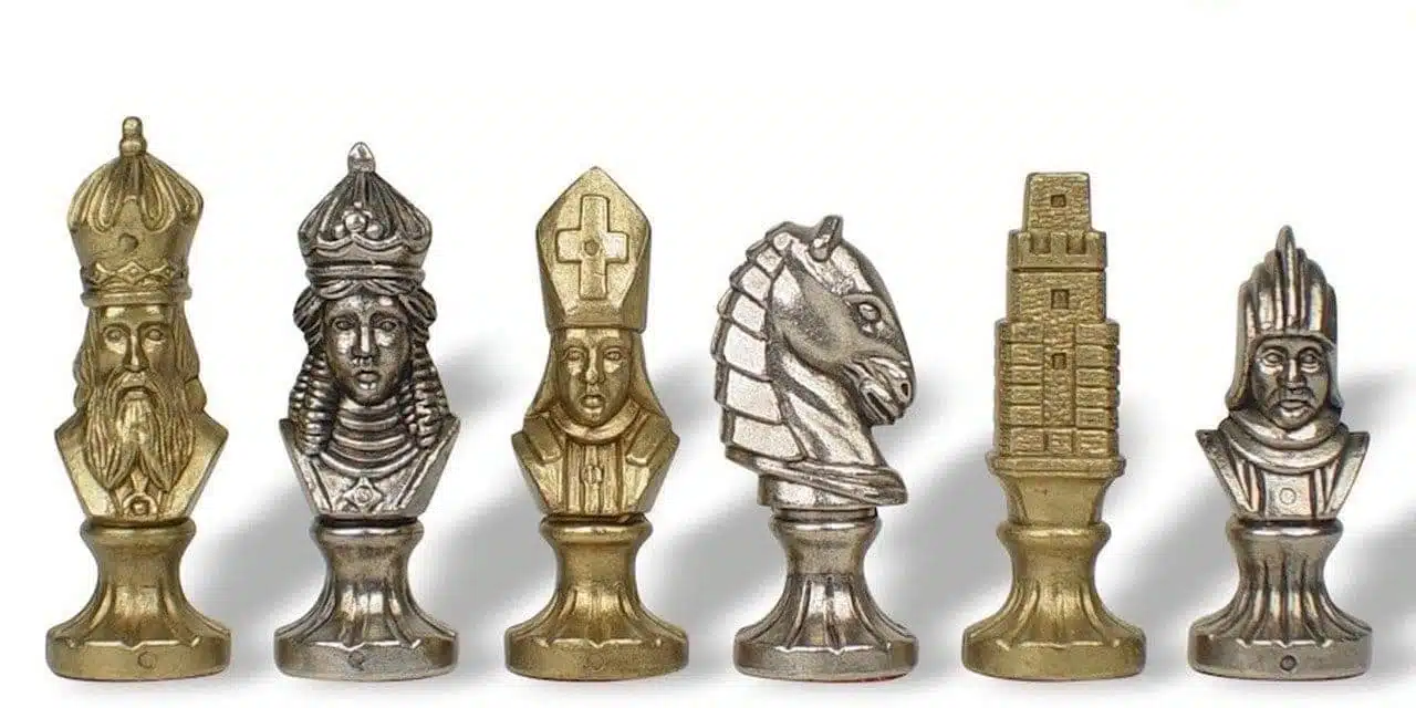 Moncada Chess Set - Chess Board, Backgammon and Draughts in Faux Leather & Metal Pieces - Image 7