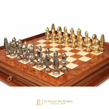 Close-up of gold and silver metal pieces on the Moncada chess board