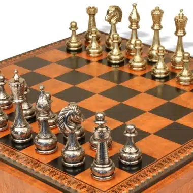 Jeu d'Échecs Flowered - Échiquier - Backgammon et Jeu de dames en similicuir & Pièces d'échecs en métal