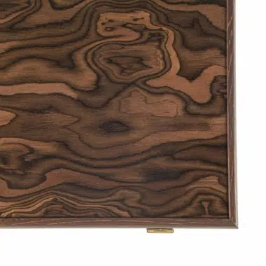 Close-up of the Californian burl veneer on the lid and its gold clasp