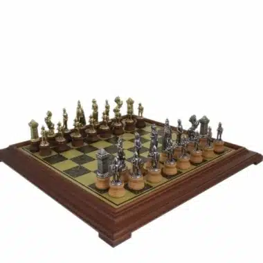 Mary Stuart Chess Set - Chess Board on Stand with Brass Effect and Wooden Frame & Metal and Wood Chess Pieces