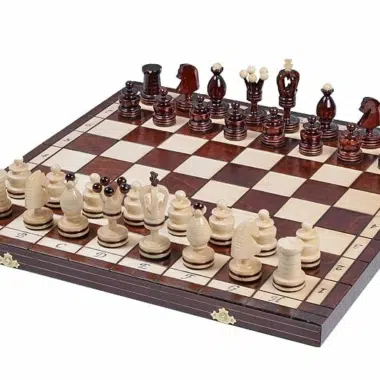 Folding Wooden Chess Board and Chess Pieces