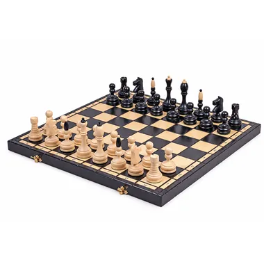 Foldable wooden chess board and chess set, overview with pieces set up