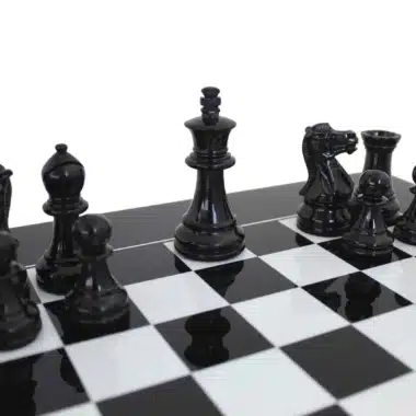 Alternative view of Black and White Modern Chess Set in Lacquered Wood