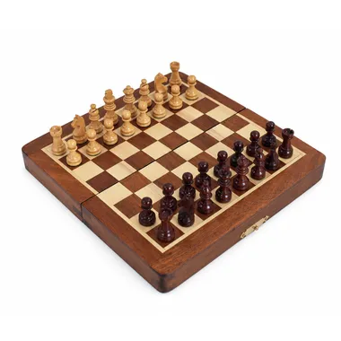 Open wooden Staunton chess set with all pieces in place