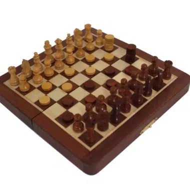 Alternative view of Wooden Magnetic Chess and Draughts Set - 4 Sizes