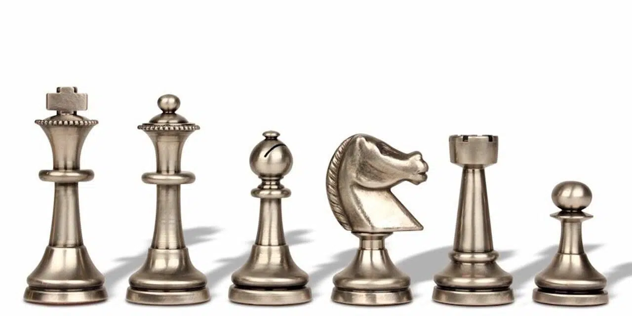 Artistic Brass Chess Pieces and Lacquered Briar Wood Chess Board - Image 3