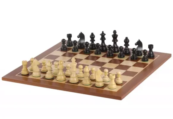 Classic Staunton Set Chess Set in Ebony and Boxwood Wood with Mahogany Wood Chess Board