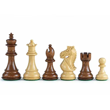Staunton Mariage Royal pieces shown in reversed colours, boxwood and acacia