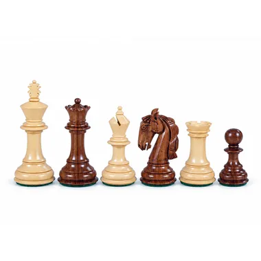 Staunton Chess Pieces in Boxwood and Acacia Wood