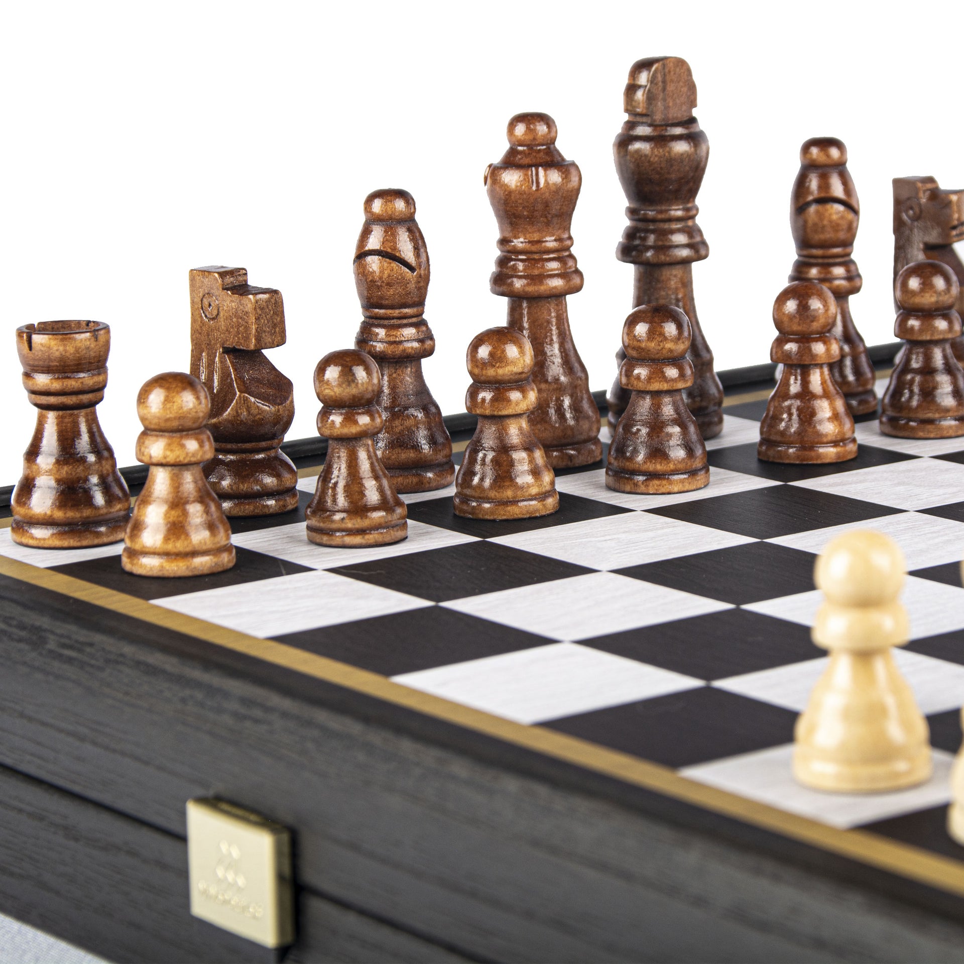 Games Compendium Set: Chess, Backgammon, Ludo & Snakes and Ladders - Image 3