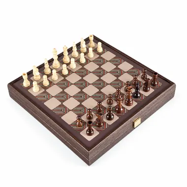 4-in-1 set open showing chess board and wooden pieces set up