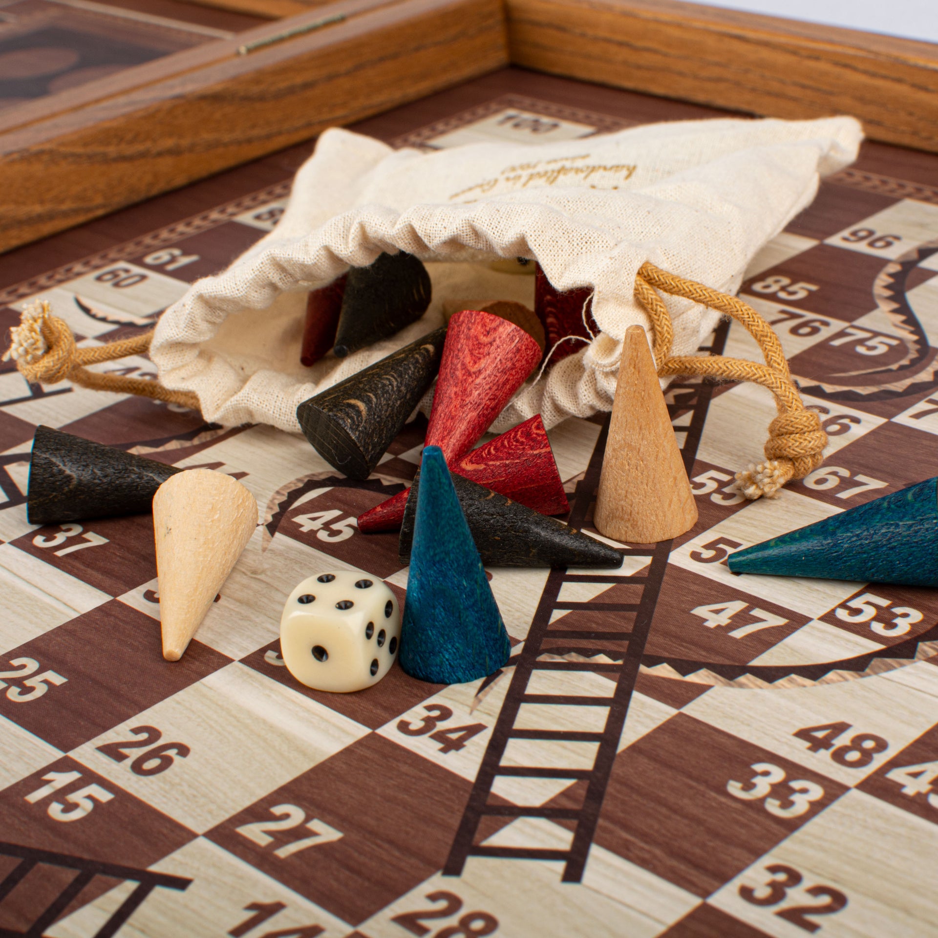 Wooden 4-in-1 Games Set - Chess, Backgammon, Ludo and Snakes and Ladders with Storage - Image 8