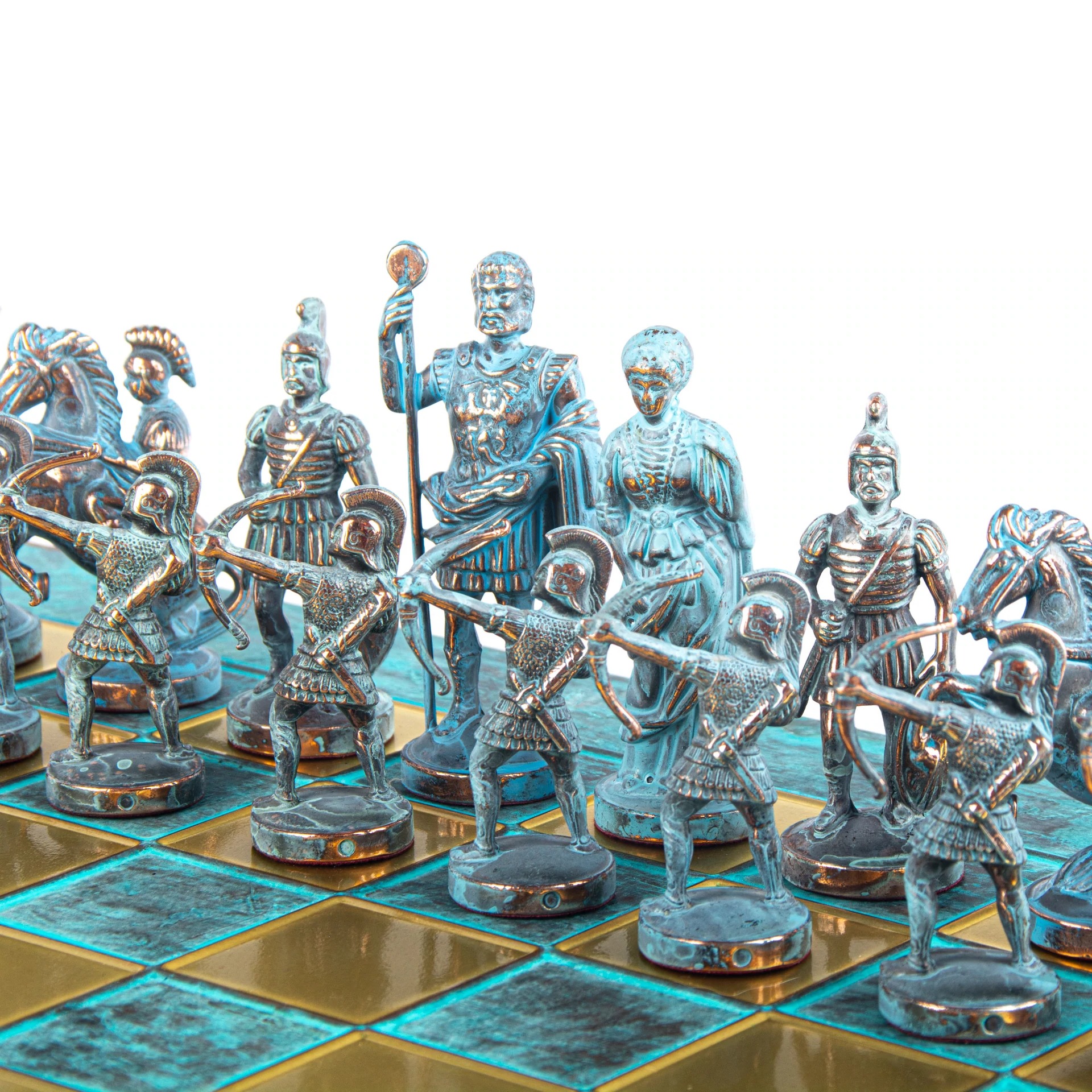 Archers and Historic Battles Chess Set – Bronze Metal Pieces with Blue Patina - Image 15