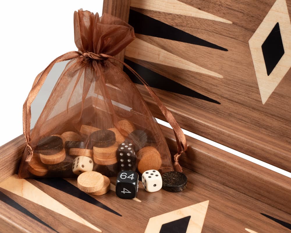 Chess, Draughts and Backgammon Set in Walnut and Oak Wood - Image 11