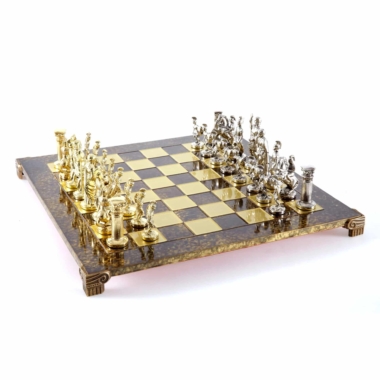 Alternative view of Greco-Roman Period Chess Set – Silver and Gold