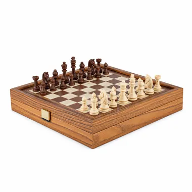 Open 2-in-1 set shown as chess with aligned wooden pieces