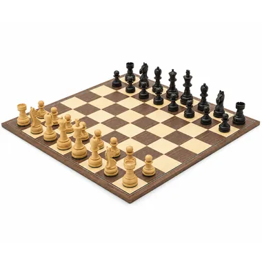 Complete Emerald chess set, boxwood Staunton pieces on walnut and maple board
