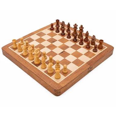 Solid wood folding chess set with detailed pieces - Le Palais Des Echecs