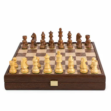 Walnut chess set 40x40 cm with elegant Staunton pieces - Le Palais Des Echecs